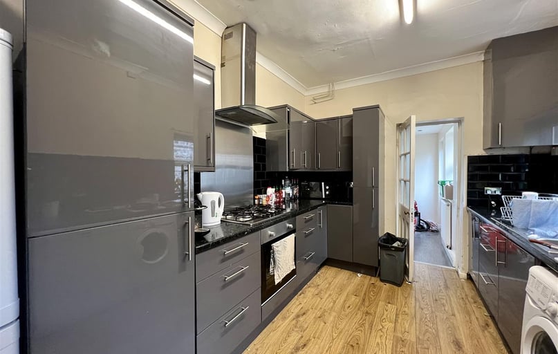 Sunbury Avenue, Jesmond, Newcastle - Image 1